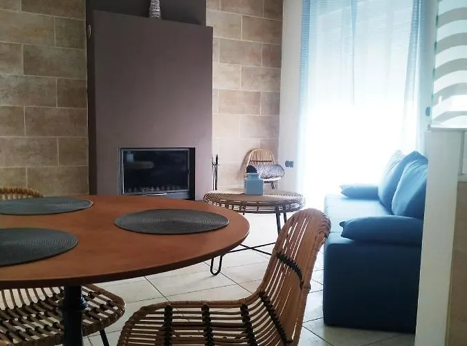 Nest & Parking * Jalisos