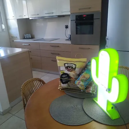 Nest & Parking Apartamento Ialysos (Rhodes)