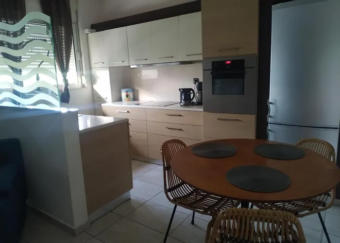 Apartament Nest & Parking