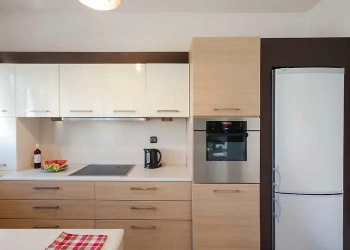 Apartament Nest & Parking