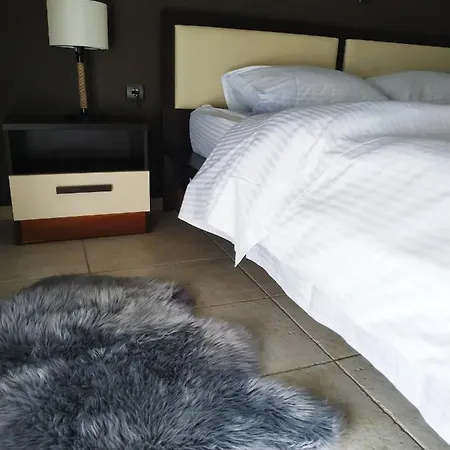 Nest & Parking * Ialysos (Rhodes)